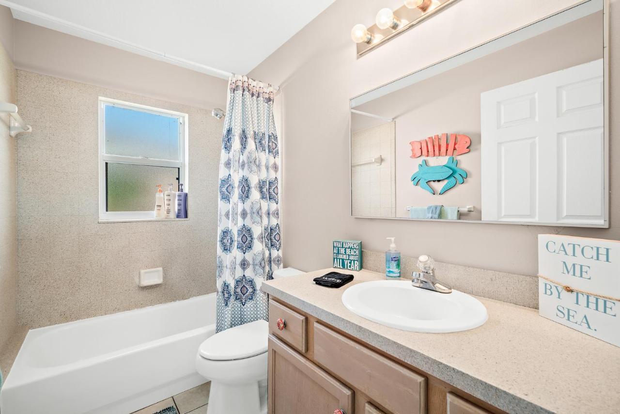 Sunset Serenity - 3Br Beach Townhome With Outdoor Patio - New Hot Tub, Steps To Ocean Fun! Melbourne Esterno foto
