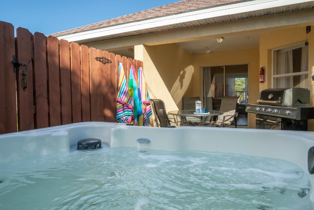 Sunset Serenity - 3Br Beach Townhome With Outdoor Patio - New Hot Tub, Steps To Ocean Fun! Melbourne Esterno foto